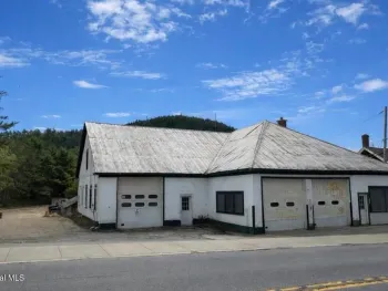 Property at 6336 US-9, Chester, NY 12817