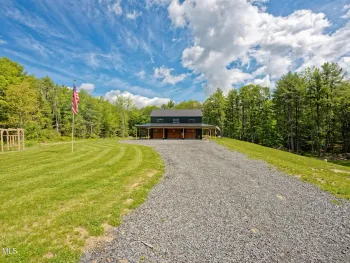 Property at 17 Ringwald Road, Coeymans, NY 12046