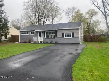 Property at 13 Winslow Drive, Colonie, NY 12309
