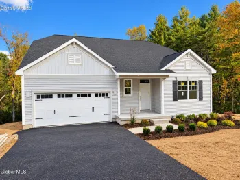 Property at 1 Bexley Lane, Halfmoon, NY 12065