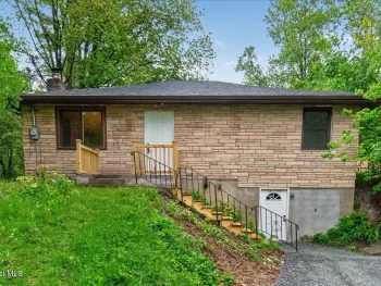 Property at 17 Onesquethaw Creek Road, New Scotland, NY 12067