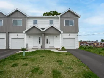 Property at 2 Giovanni Court, Troy, NY 12180