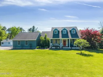 Property at 22 Kling Terrace, Voorheesville, NY 12186