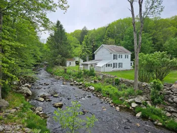 Property at 773 Plank Road, Poestenkill, NY 12018