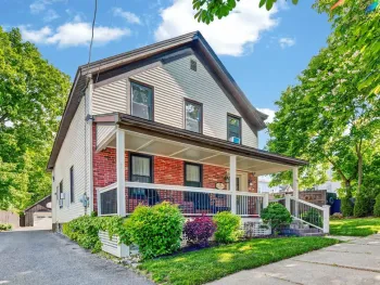 Property at 19 W Montgomery Street, Johnstown, NY 12095
