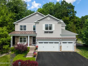 Property at 15 Wildwood Drive, Colonie, NY 12211