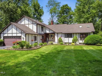 Property at 14 Cathedral Court, Clifton Park, NY 12065