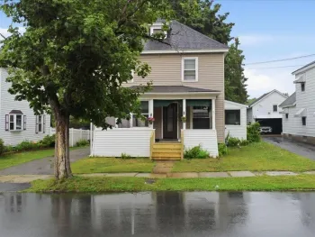 Property at 28 W 8th Avenue, Gloversville, NY 12078