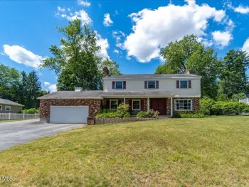 Property at 845 Northumberland Drive, Niskayuna, NY 12309