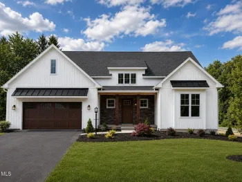 Property at 3 Wyatt's Way, Clifton Park, NY 12065