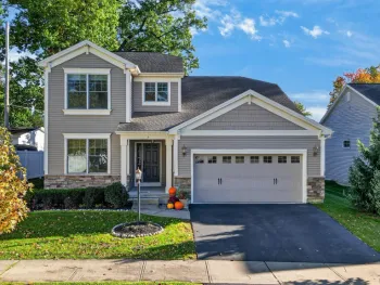 Property at 7 McKenzie Way, Saratoga Springs, NY 12866