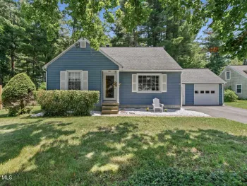 Property at 7 Pinewood Road, Guilderland, NY 12084