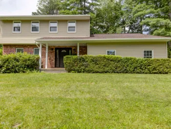 Property at 949 Morgan Avenue, Niskayuna, NY 12309