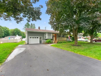 Property at 6 Dublin Drive, Ballston Spa, NY 12020