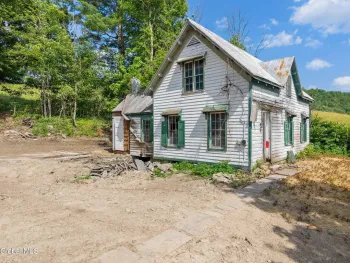 Property at 132 Debar Hill Road, Middleburgh, NY 12122