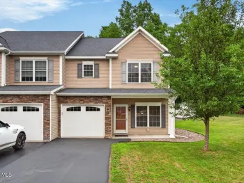 Property at 28 Reutter Drive, Bethlehem, NY 12158