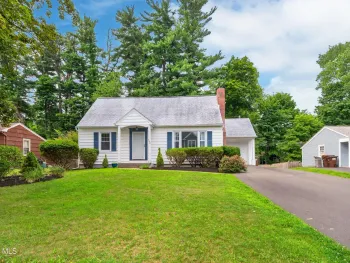 Property at 142 Fernbank Avenue, Bethlehem, NY 12054