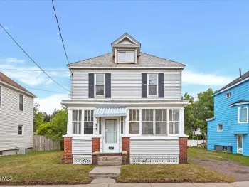 Property at 37 Chiswell Street, Schenectady, NY 12304