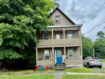 Property at 1002 Glendale Place, Schenectady, NY 12303