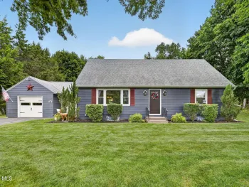 Property at 29 Northern Court, North Greenbush, NY 12180