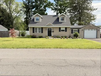 Property at 1136 Outer Drive, Rotterdam, NY 12303