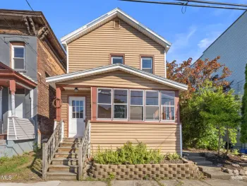 Property at 34 Kline Street, Amsterdam, NY 12010
