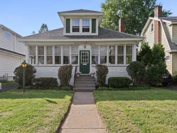 Property at 28 Marwill Street, Albany, NY 12209