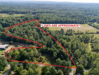 Property at 136 Bornt Road, Broadalbin, NY 12025