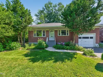 Property at 87 Buckingham Drive, Albany, NY 12208