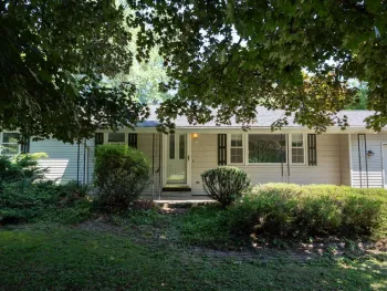 Property at 21 Cross Street, Stuyvesant, NY 12106