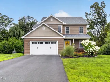 Property at 16 Napa Court, Niskayuna, NY 12309
