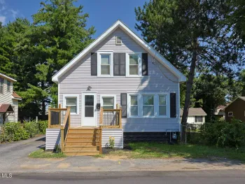 Property at 3 Tulip Street, Rotterdam, NY 12306