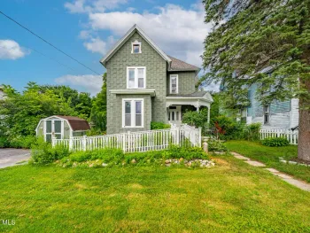 Property at 25 Chestnut Street, Johnstown, NY 12095