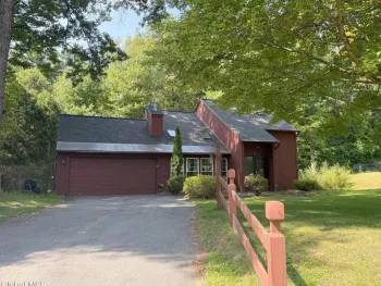 Property at 11 Sand Spurrey Road, Ballston Spa, NY 12020