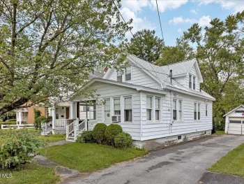 Property at 889 Oregon Avenue, Niskayuna, NY 12309