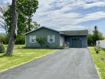 Property at 29 Woodlawn Avenue, East Greenbush, NY 12144
