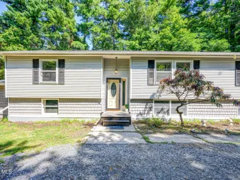 Property at 140 Turner Road, Schaghticoke, NY 12182