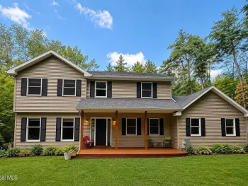 Property at 23 Holloway Lane, Poestenkill, NY 12018