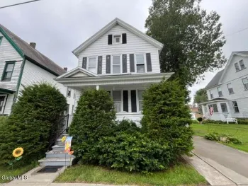 Property at 103 Pleasant Avenue, Johnstown, NY 12095