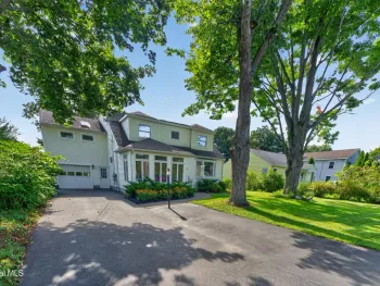 Property at 9 Nielsen Road, Guilderland, NY 12085