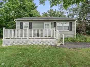 Property at 1 Erlynn Place, Colonie, NY 12309