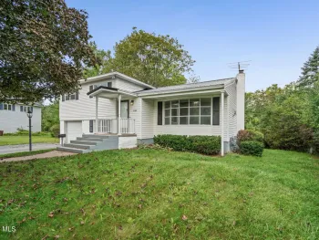 Property at 2199 Webster Drive, Niskayuna, NY 12309