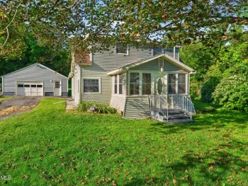Property at 1059 Sacandaga Road, Glenville, NY 12302