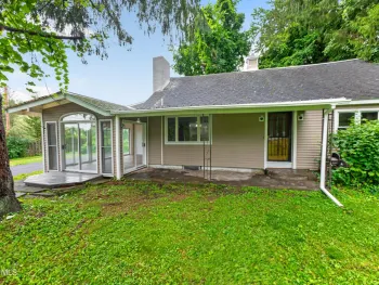 Property at 1135 Sacandaga Road, Schenectady, NY 12302