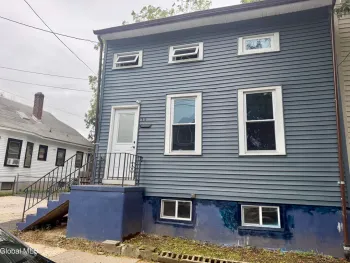 Property at 19 Regent Street, Albany, NY 12202