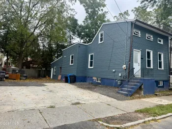 Property at 19 Regent Street, Albany, NY 12202