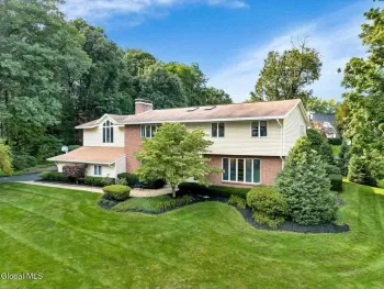 Property at 1 Oak Ridge, Menands, NY 12204