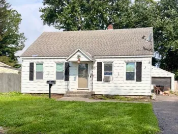 Property at 16 Rapple Drive, Colonie, NY 12205