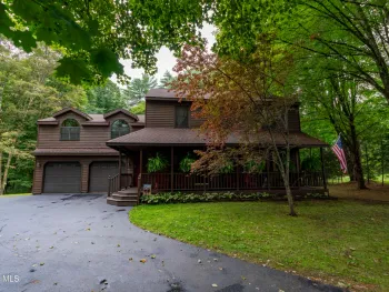 Property at 28 Hyspot Road, Greenfield, NY 12833