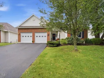 Property at 11 Conway Circle, Colonie, NY 12211
